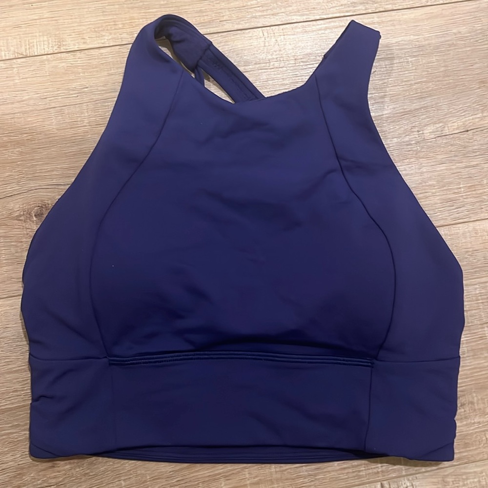 Women’s Lululemon Size 6 Sports Bra